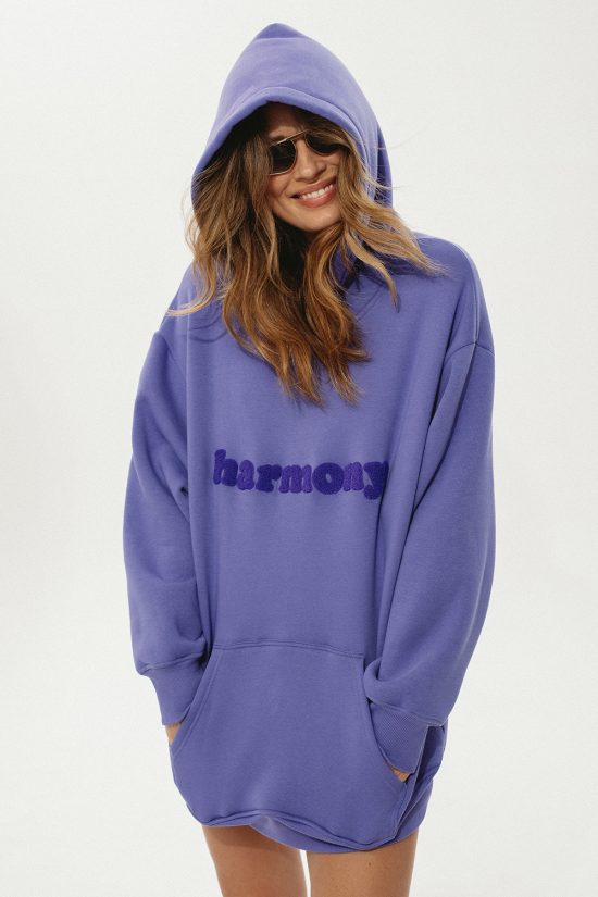 bluza z kapturem, damska, kangurka, oversize, z kieszenią, fioletowa z haftem harmony, polska marka, by th emoon