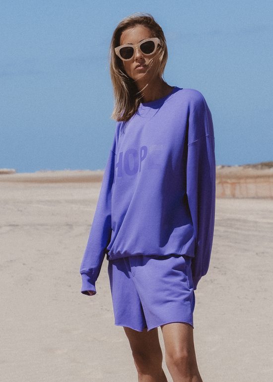zestaw szorty i bluza, na wakacje, dzianina, polska mara, fioletowa bluza damska, z nadrukiem HOPE
