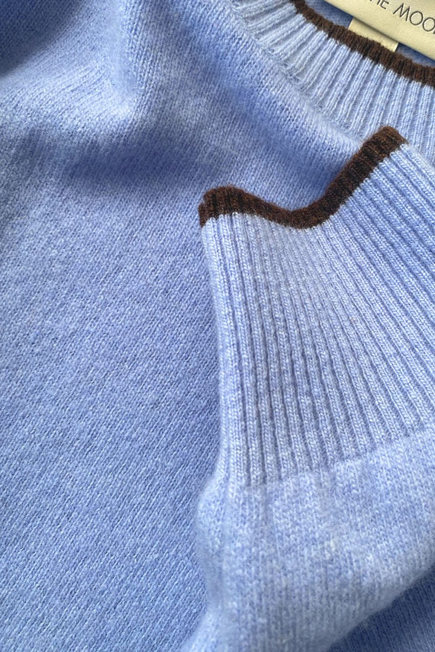 swetry merino 100% by the moon, wyprodukowane w polsce, polska marka