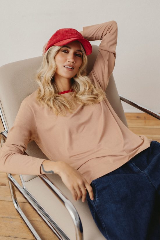 beżowy, jasny longsleeve, bluzka damska, z długim rękawem, z wiskozy, miękka, delikatna, polska marka