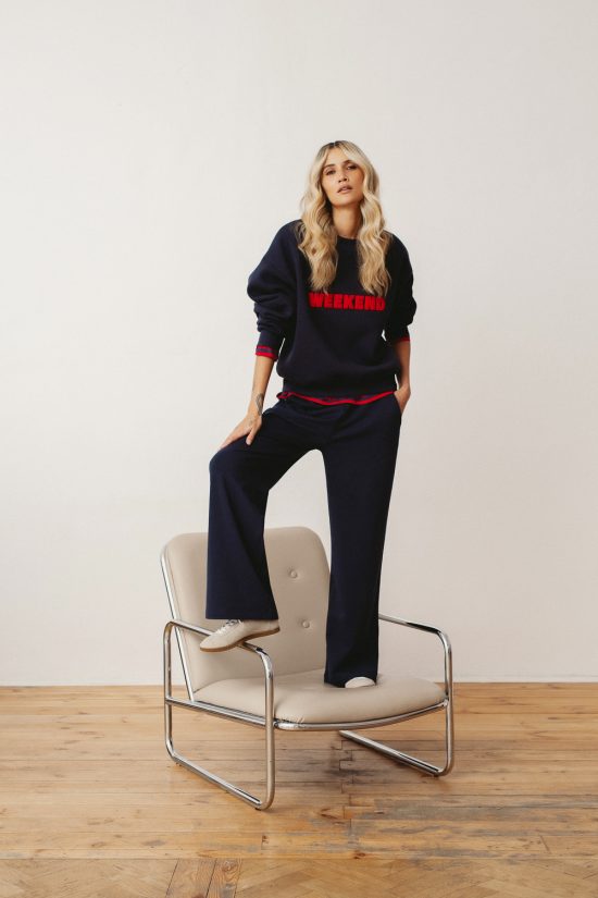 spodnie granatowe dzianinowe, dresowe, damskie, bluza weekend, granat