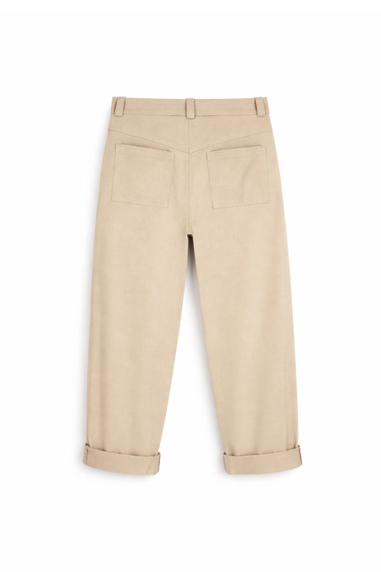 damskie spodnie podwijane, boyfriendy, długie, bezowe, kremowe, pisakowe, polska marka by the moon