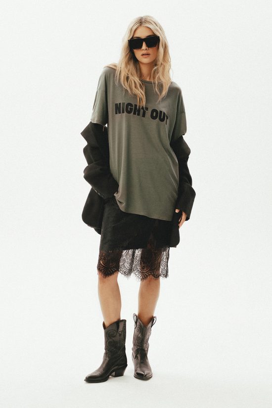 t-shirt night out khaki, zielony, długi, spódnica z koronki, czarna, koronkowa