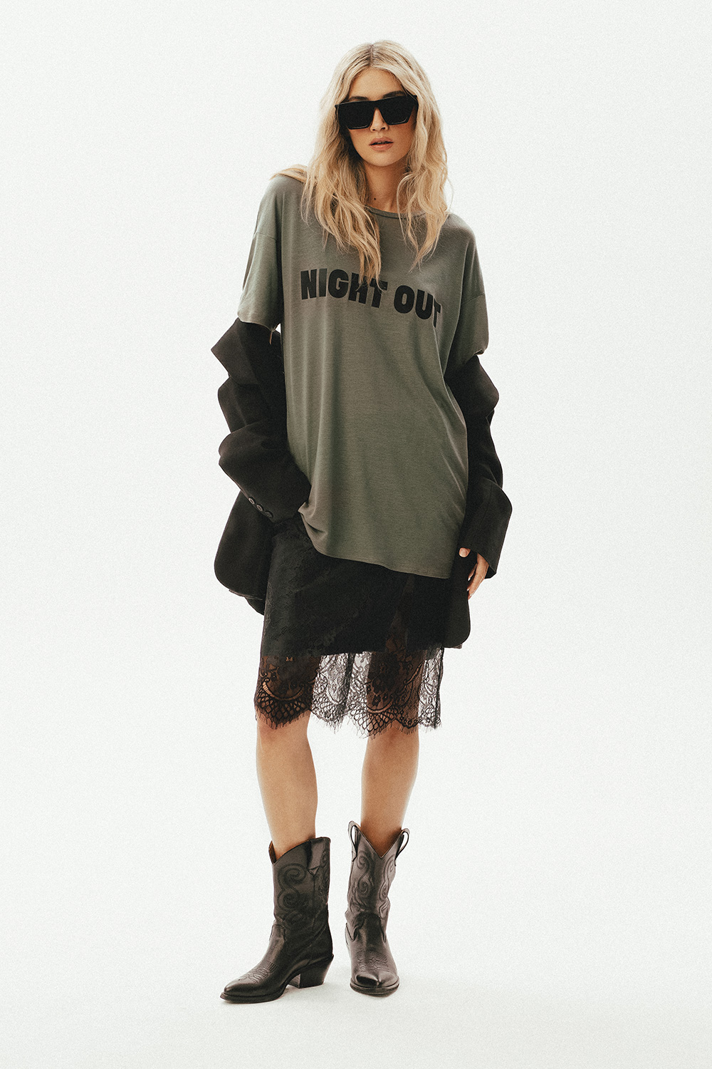 t-shirt night out khaki, zielony, długi, spódnica z koronki, czarna, koronkowa