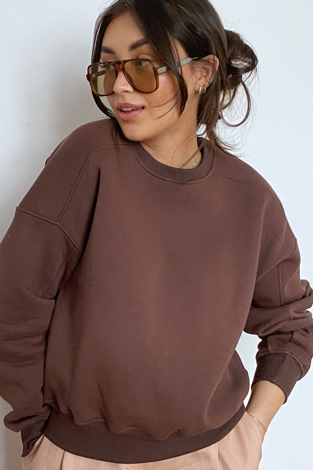 brązowa, czekoladowa bluza, dark choco, damska, polska marka, gładka