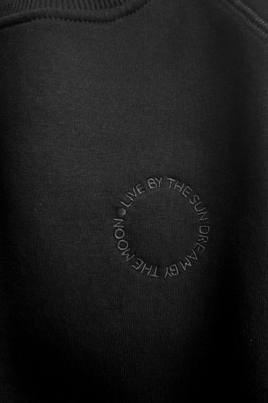 haft by the moon, czarna bluza damska,