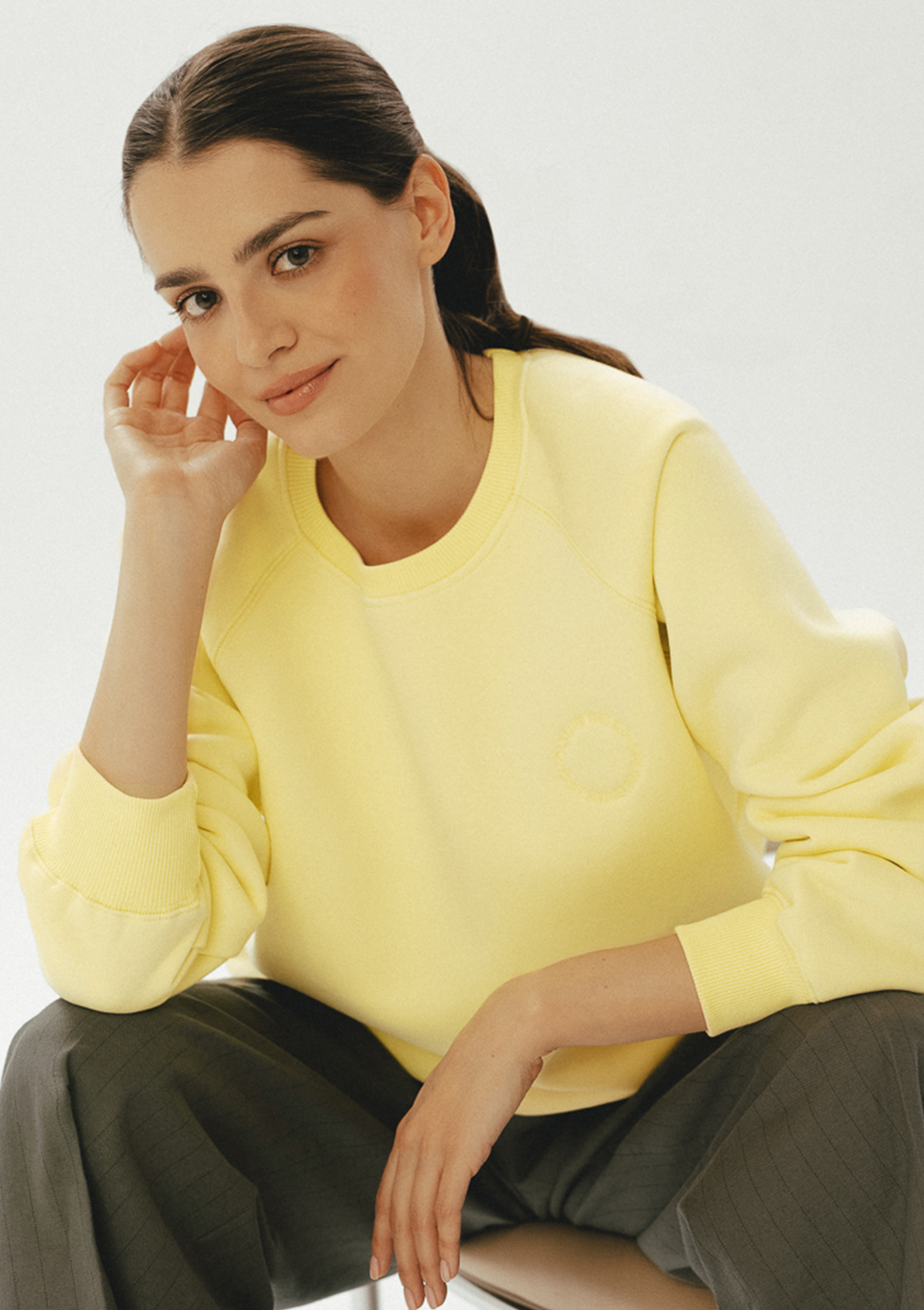 żółta bluza damska , kanarkowa, z haftem by the moon, luźna, polska marka, bawełna