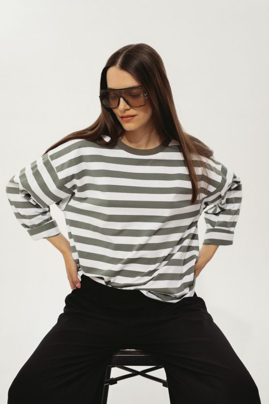 longsleeve damski w paski khaki, bawełna, oversize, by the moon