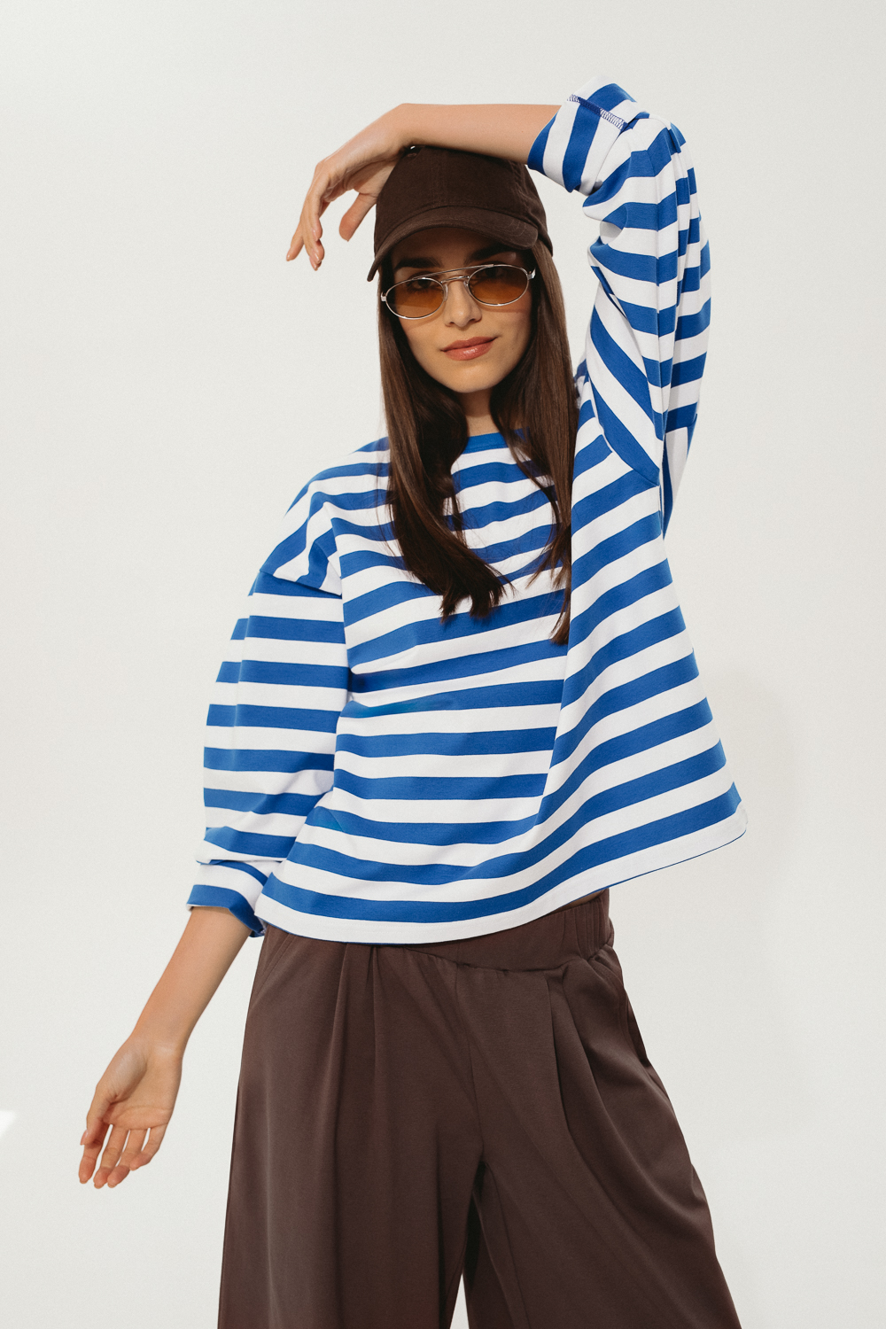 longsleeve oversize, luźny, w paski niebieskie, marine